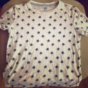Old Navy Palm Tree print t-shirt